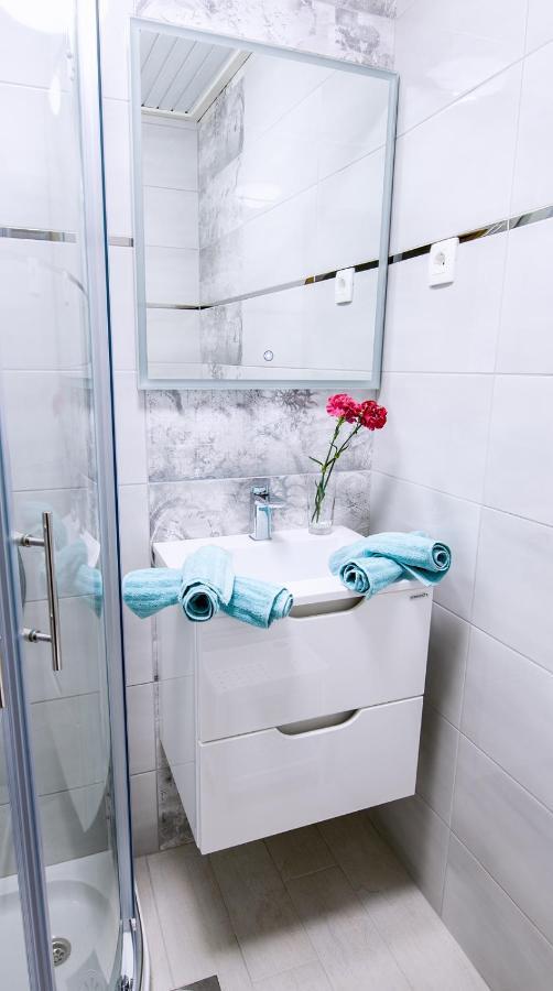 Apartmaji Baron Μπλεντ Εξωτερικό φωτογραφία