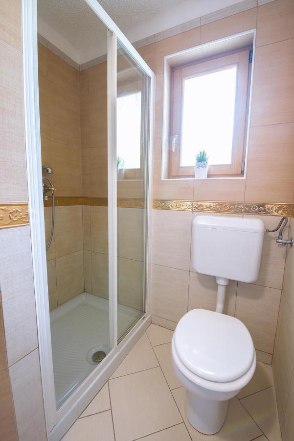 Apartmaji Baron Μπλεντ Εξωτερικό φωτογραφία