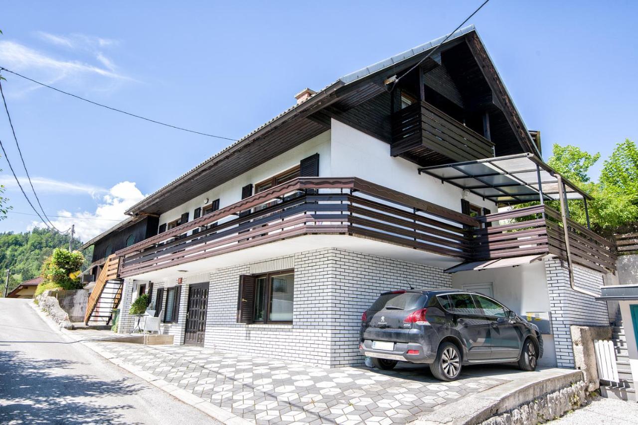 Apartmaji Baron Μπλεντ Εξωτερικό φωτογραφία